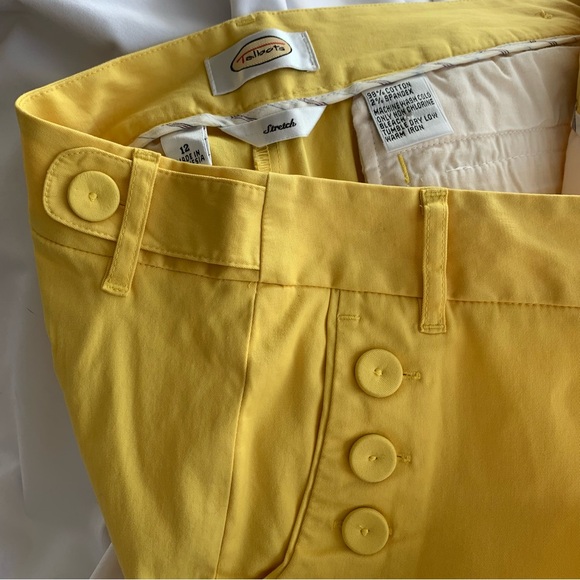 Talbots Pants - Talbots Stretch (NWOT/12) Crop Pants w/decorative buttons on front side pocket